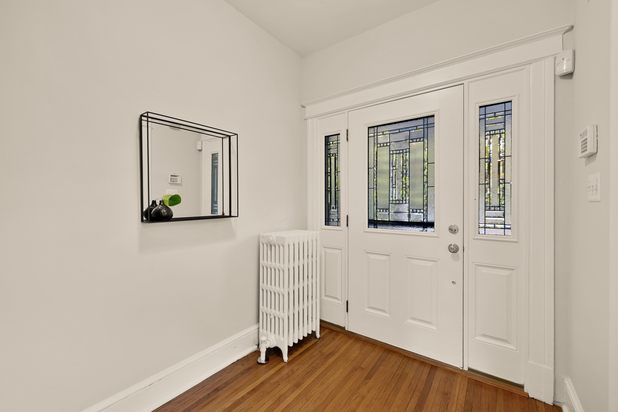 1312 Randolph Street NE_Entry